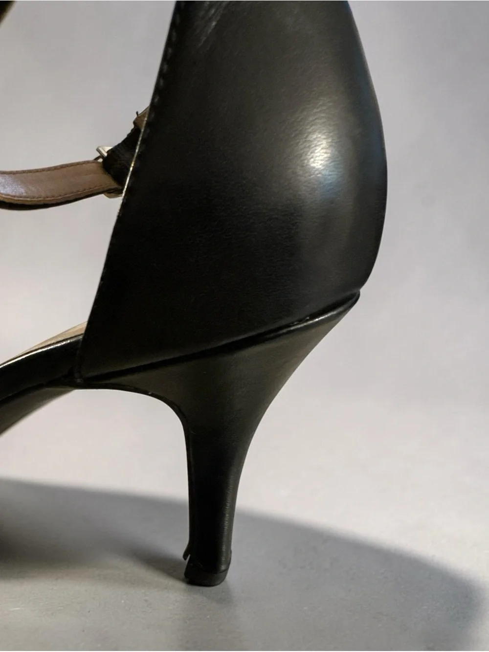 Kelly & Katie Nadia Black Leather Heeled Sandals Size 8.5M